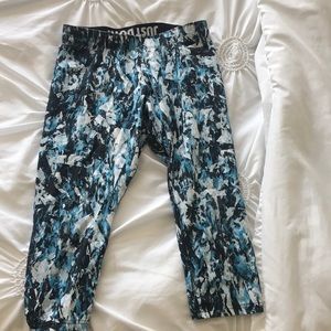 Nike Cropped Leggings
